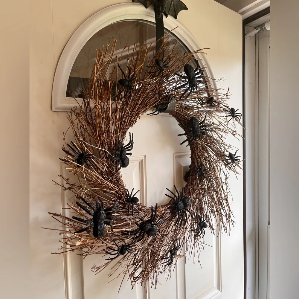 Halloween Twiggy Rattan Branchy Spider Wreath LED Light-up Lit 25” Decor 🕸️